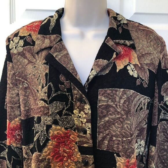 Coldwater Creek Women's Floral Button Down Collared Shirt Petite Small V-Neck - Picture 4 of 8